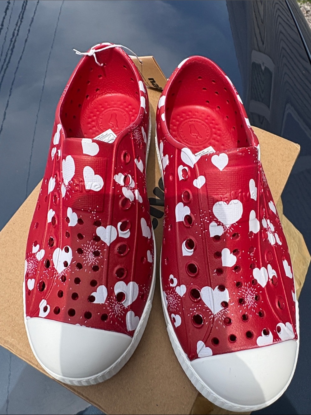 Native Kids Jefferson Slip-On Shoe in Red with White Hearts 13 Kids - Picture 6 of 8